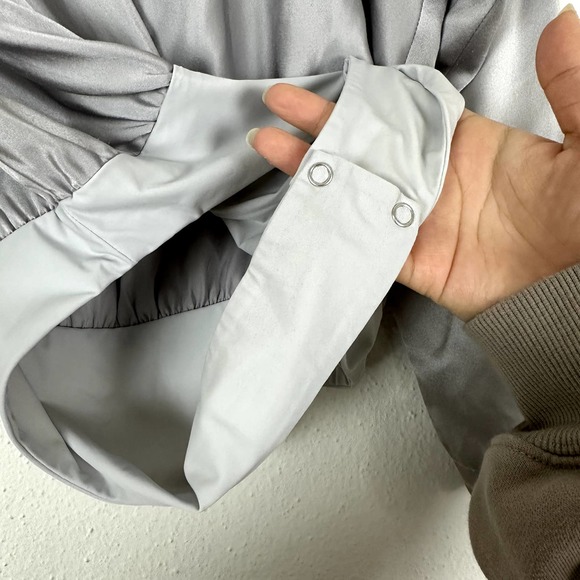 NWT The Sei Platinum Raglan-Sleeve Silk Wrap Bodysuit Size 0 - Picture 7 of 9